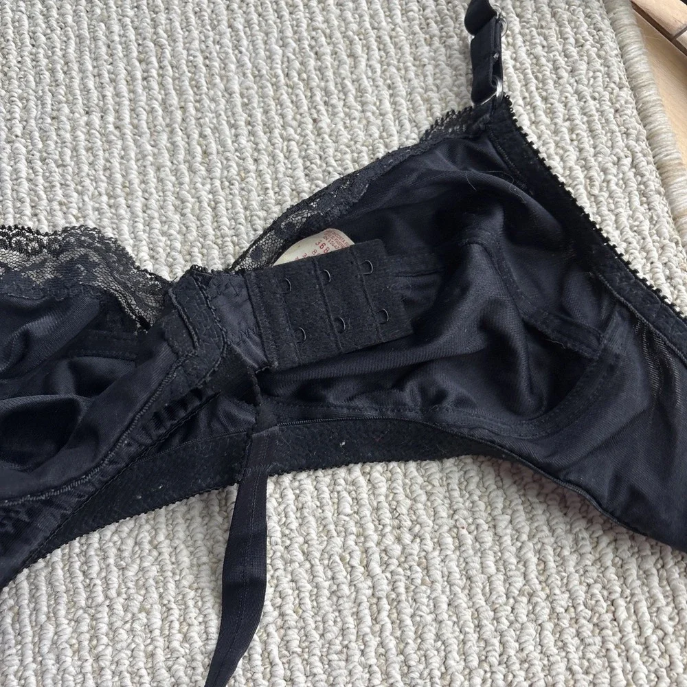 Vintage The Lovable Company Bra 36B Black Satin Polyester Wireless Bra